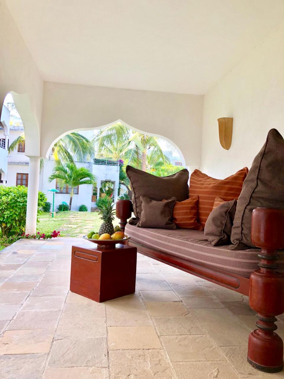 Amani Residence Beverly Suites Malindi Extérieur photo